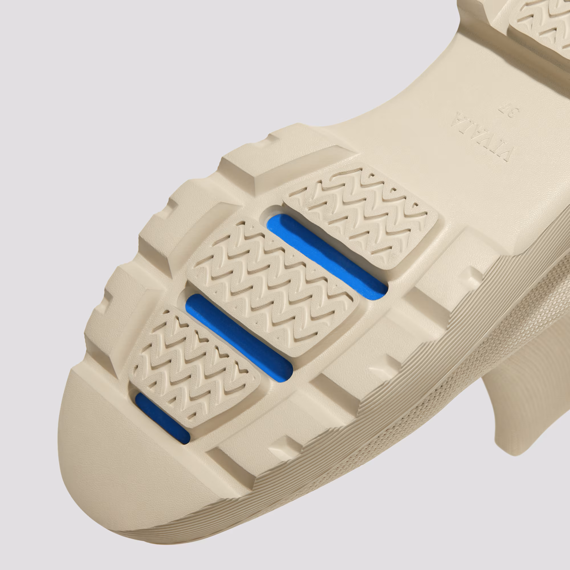 1723615132-a9c5b859-e518-46fa-9747-2aa57869328b