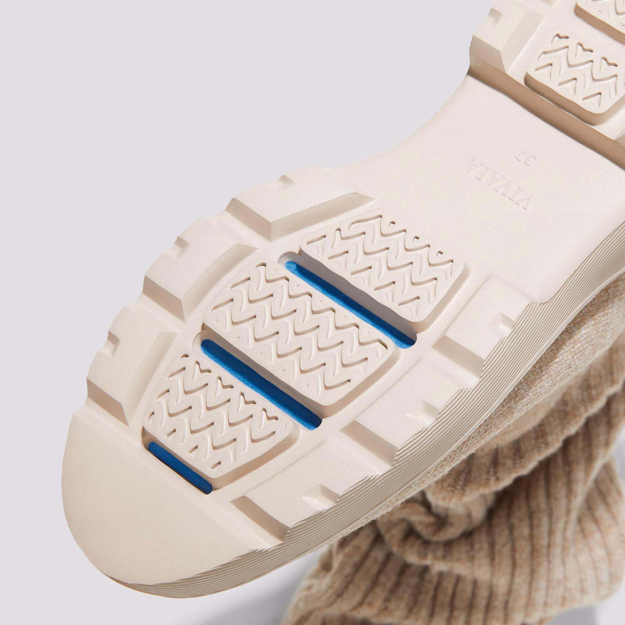 1724836460-43088bcd-525f-4ccd-926e-65c576eef986