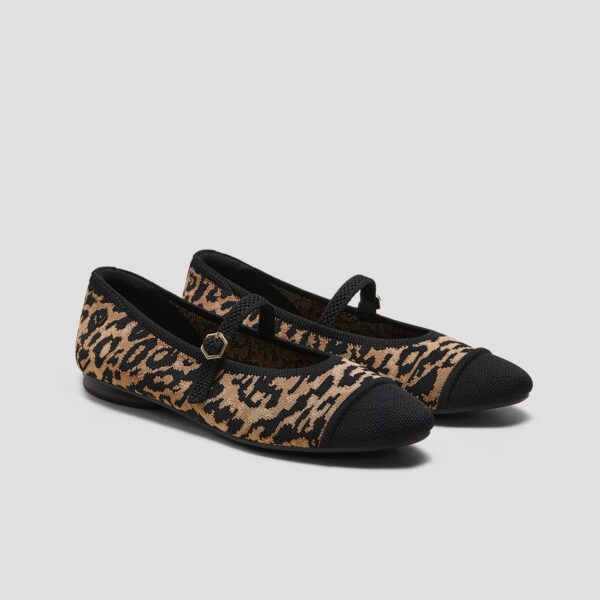 TAMIA 微尖頭瑪莉珍AdaptAll™休閒鞋 迷你豹紋(女鞋/MARY JANE/娃娃鞋)