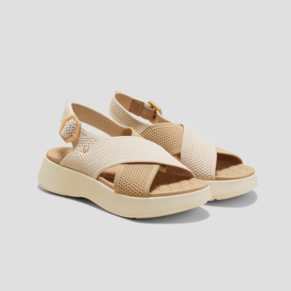 KARA AdaptAll™運動涼鞋 女鞋(象牙色/裸桃色)