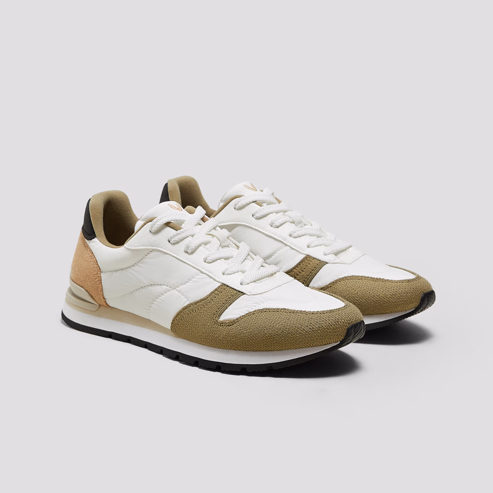 ALLEGRO AW 通用尼龍彈性運動鞋 男女(白色/卡其色防水)